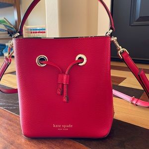 Kate Spade bucket crossbody bag